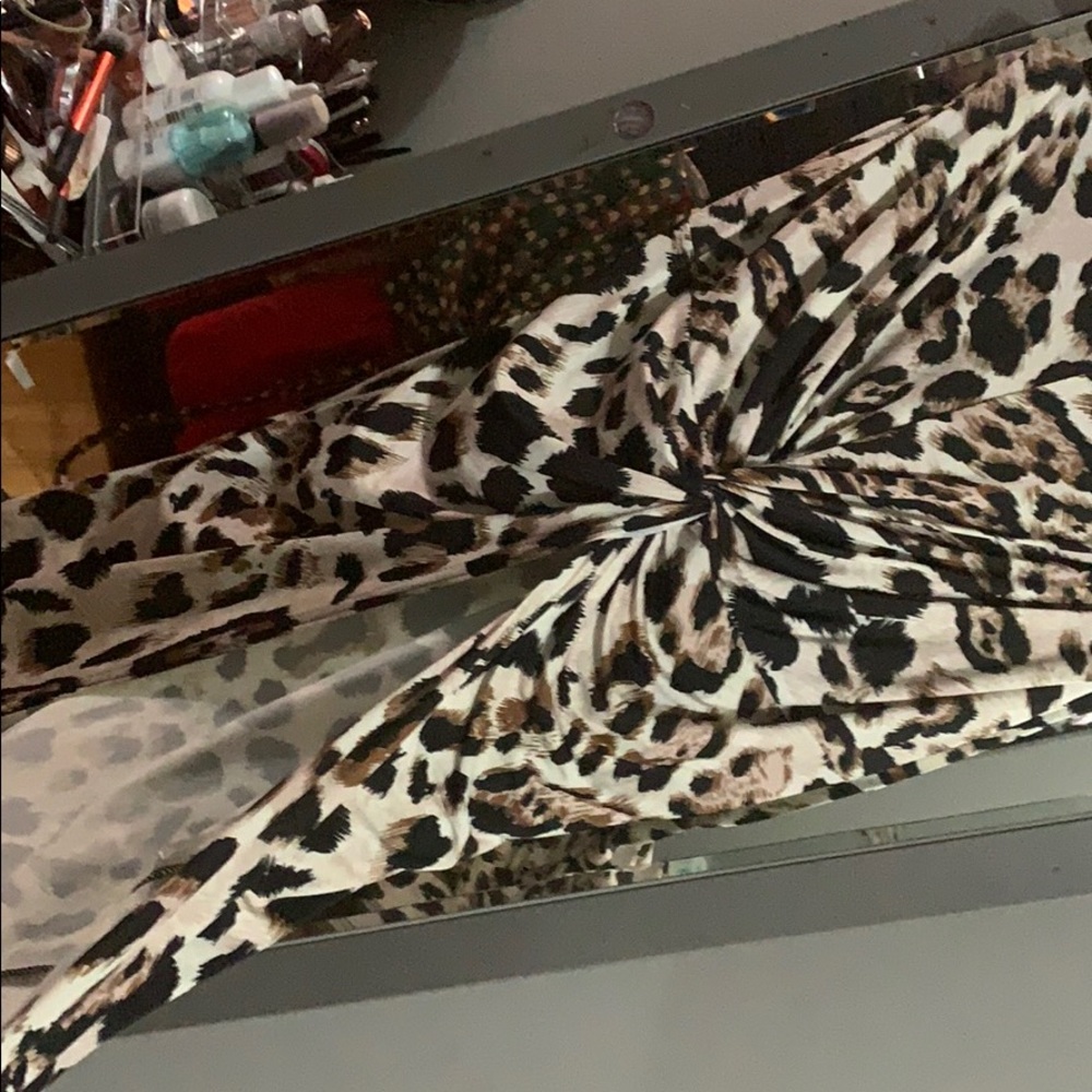 Leopard print front twist skirt